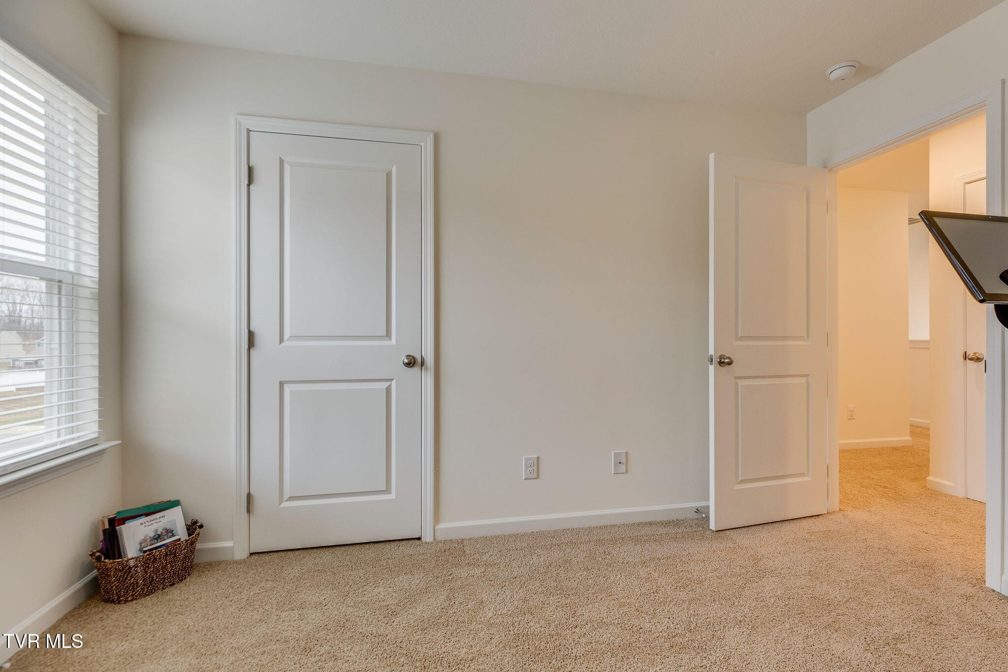 2556 Bridgeforth Crossing Kingsport, TN 37664 - Photo 30 of 35 030