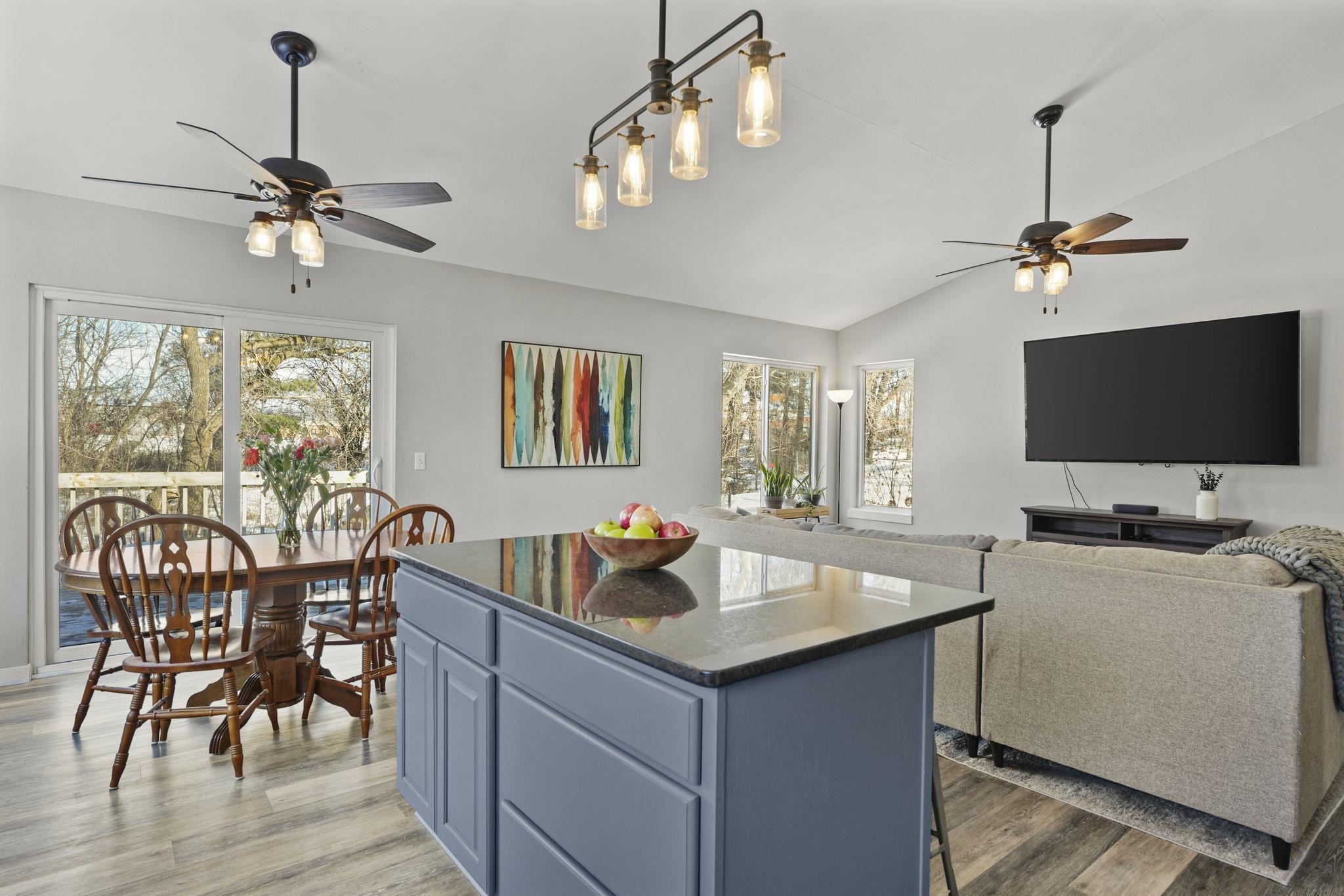 122 Copps Avenue Monona, WI 53716 - Photo 19 of 33