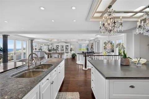 $34,500,000 | 157-159 Emerald Bay, Laguna Beach, CA 92651