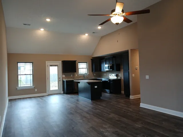 $429,900 | 2101 Red Barn Road, Christiana, TN 37037