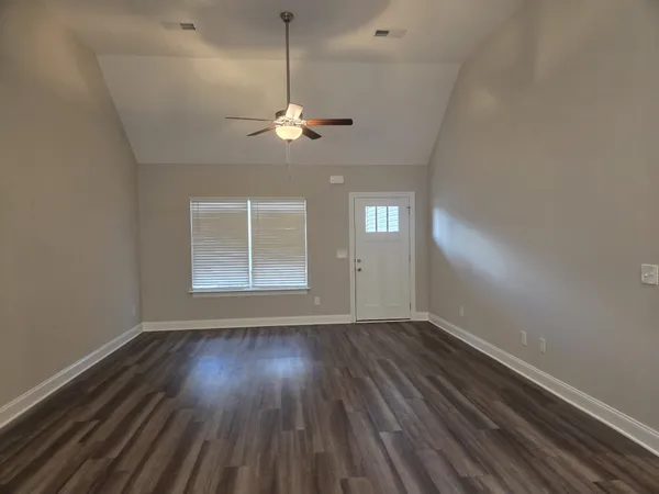 $429,900 | 2101 Red Barn Road, Christiana, TN 37037