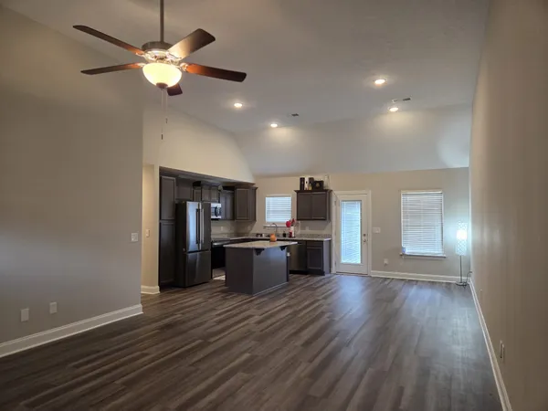 $429,900 | 2101 Red Barn Road, Christiana, TN 37037