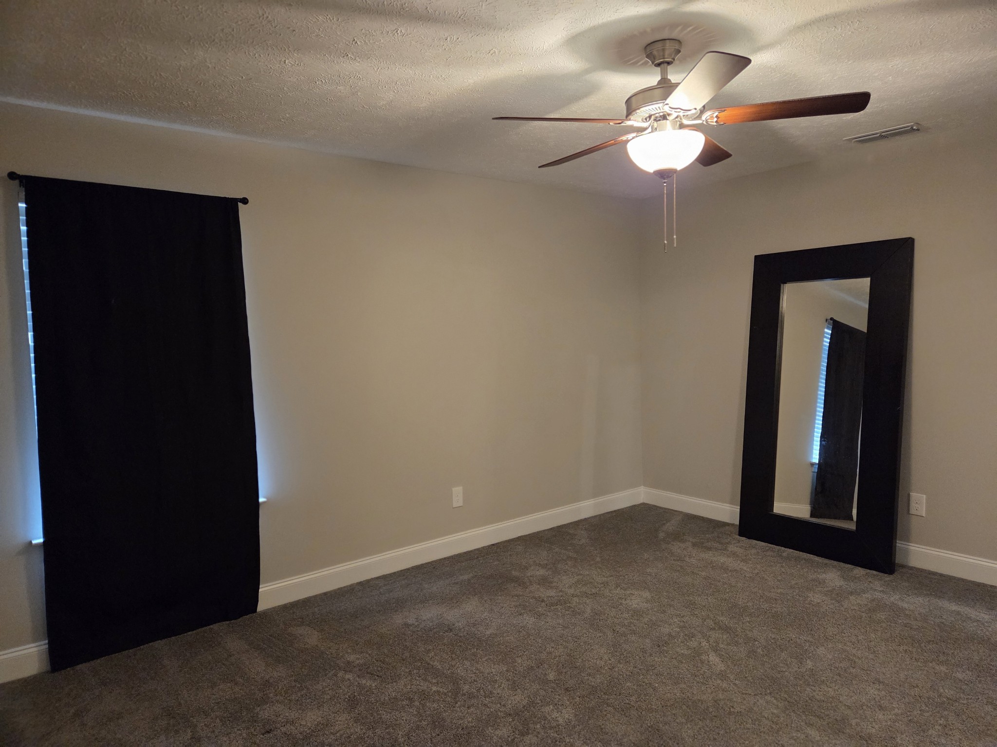 2101 Red Barn Road Christiana, TN 37037 - Photo 71 of 76 a view of a livingroom with a chandelier fan