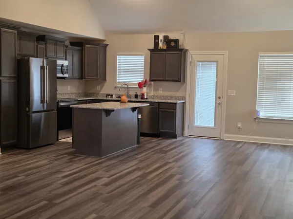 $429,900 | 2101 Red Barn Road, Christiana, TN 37037
