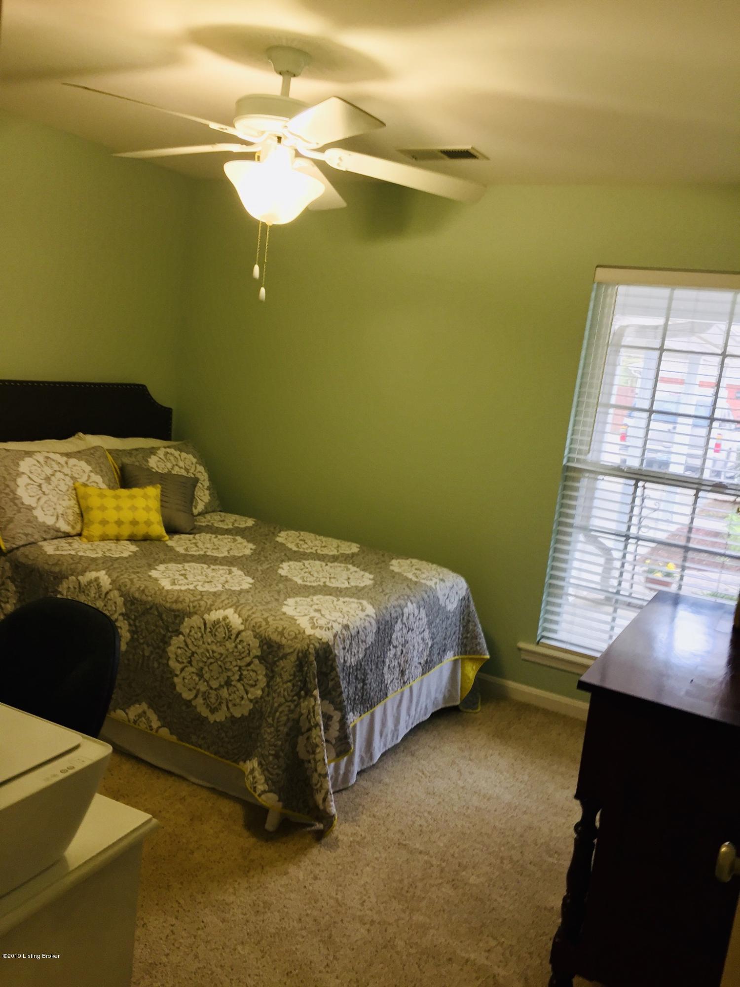 6428 Renate Road Louisville, KY 40291 - Photo 9 of 11 45D712CB-AB25-4236-A039-6CC0489287A2