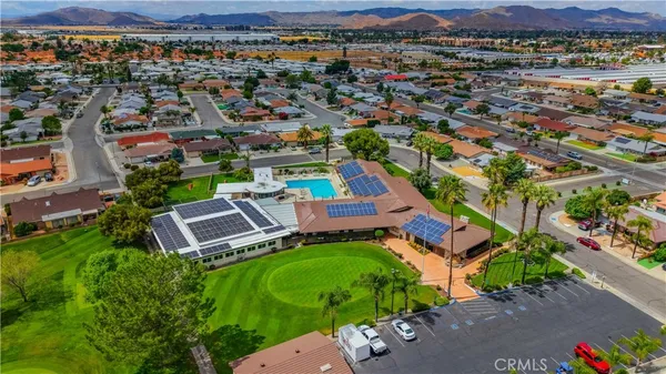 $279,900 | 1221 West Mayberry Avenue, Hemet, CA 92543