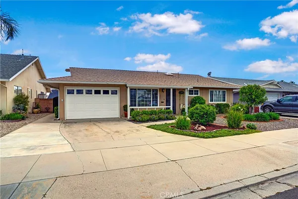 $279,900 | 1221 West Mayberry Avenue, Hemet, CA 92543