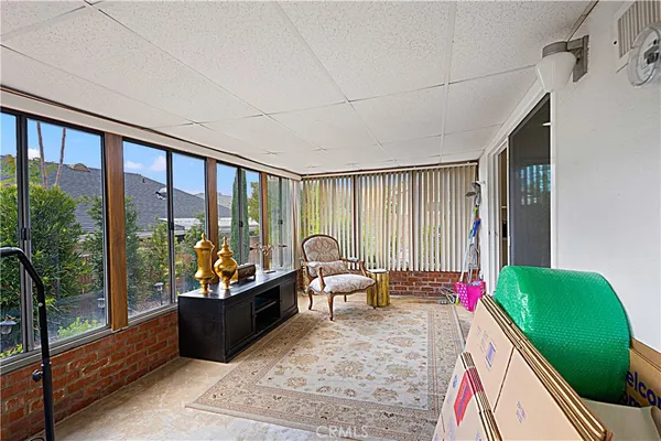 $279,900 | 1221 West Mayberry Avenue, Hemet, CA 92543