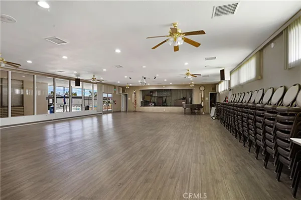 $279,900 | 1221 West Mayberry Avenue, Hemet, CA 92543