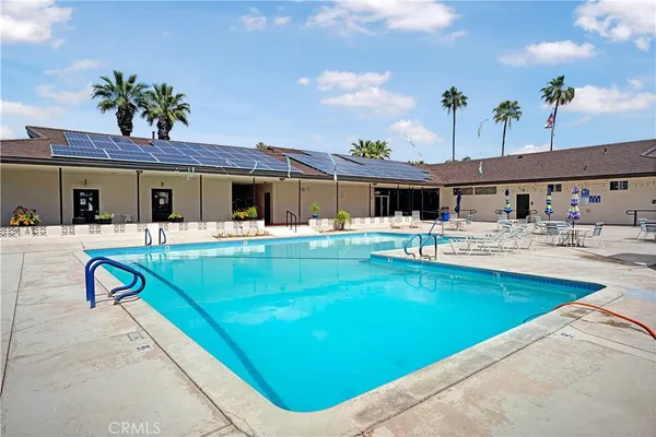 $279,900 | 1221 West Mayberry Avenue, Hemet, CA 92543