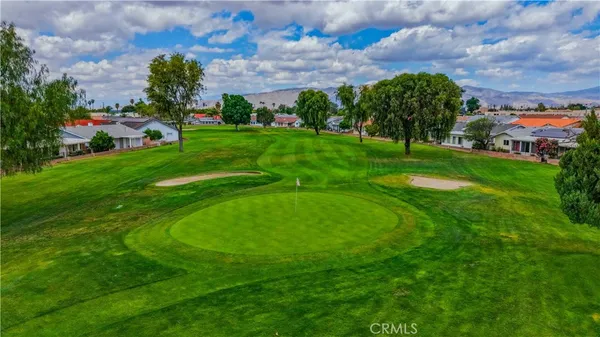 $279,900 | 1221 West Mayberry Avenue, Hemet, CA 92543