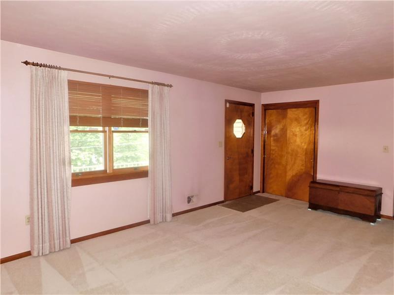 11 3rd Street Ligonier, PA 15658 - Photo 2 of 21 Gallery Image 2