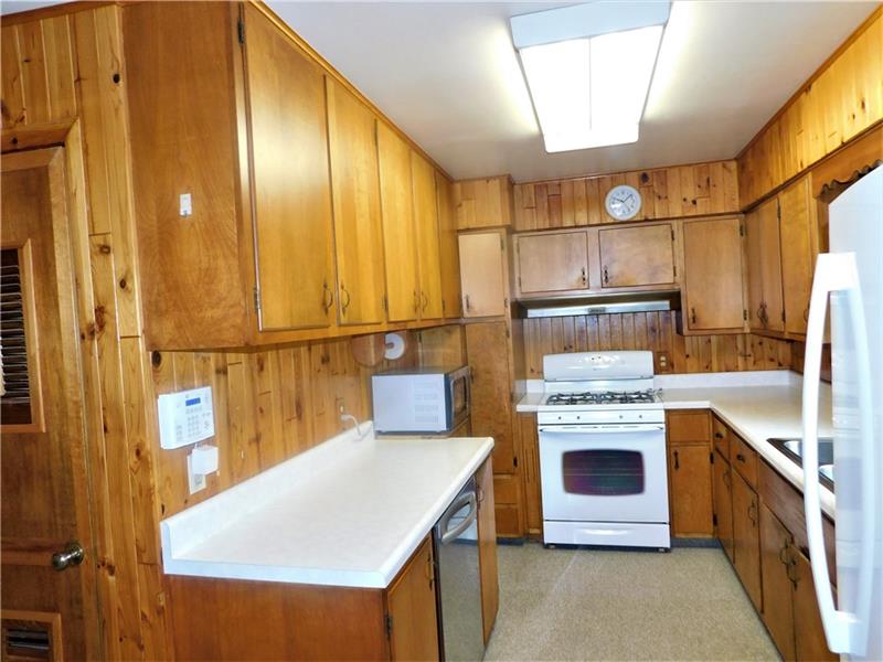 11 3rd Street Ligonier, PA 15658 - Photo 6 of 21 Gallery Image 6