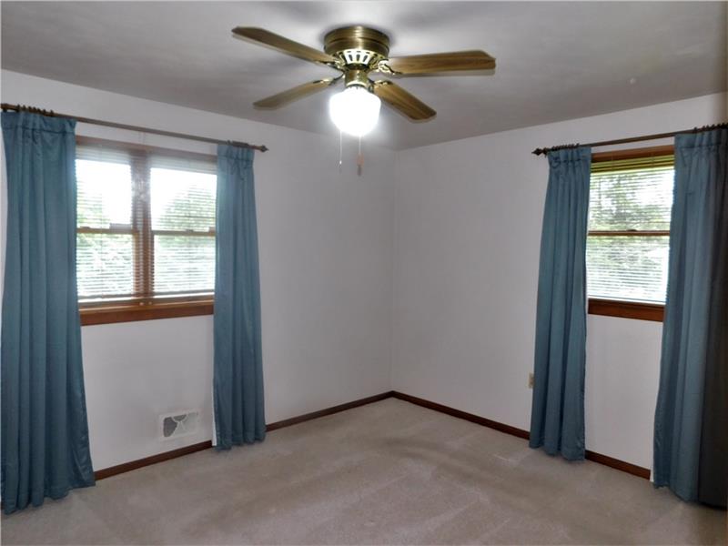 11 3rd Street Ligonier, PA 15658 - Photo 7 of 21 Gallery Image 7