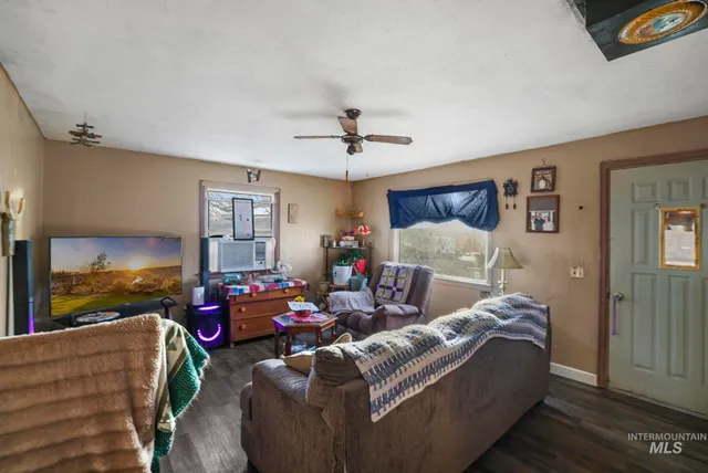 $204,990 | 669 Locust Street South, Twin Falls, ID 83301