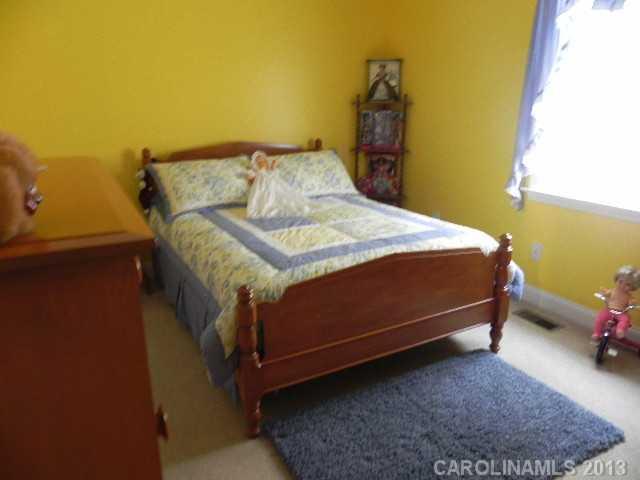 294 Ashebrook Park Road Dallas, NC 28034 - Photo 10 of 12 Gallery Image 10