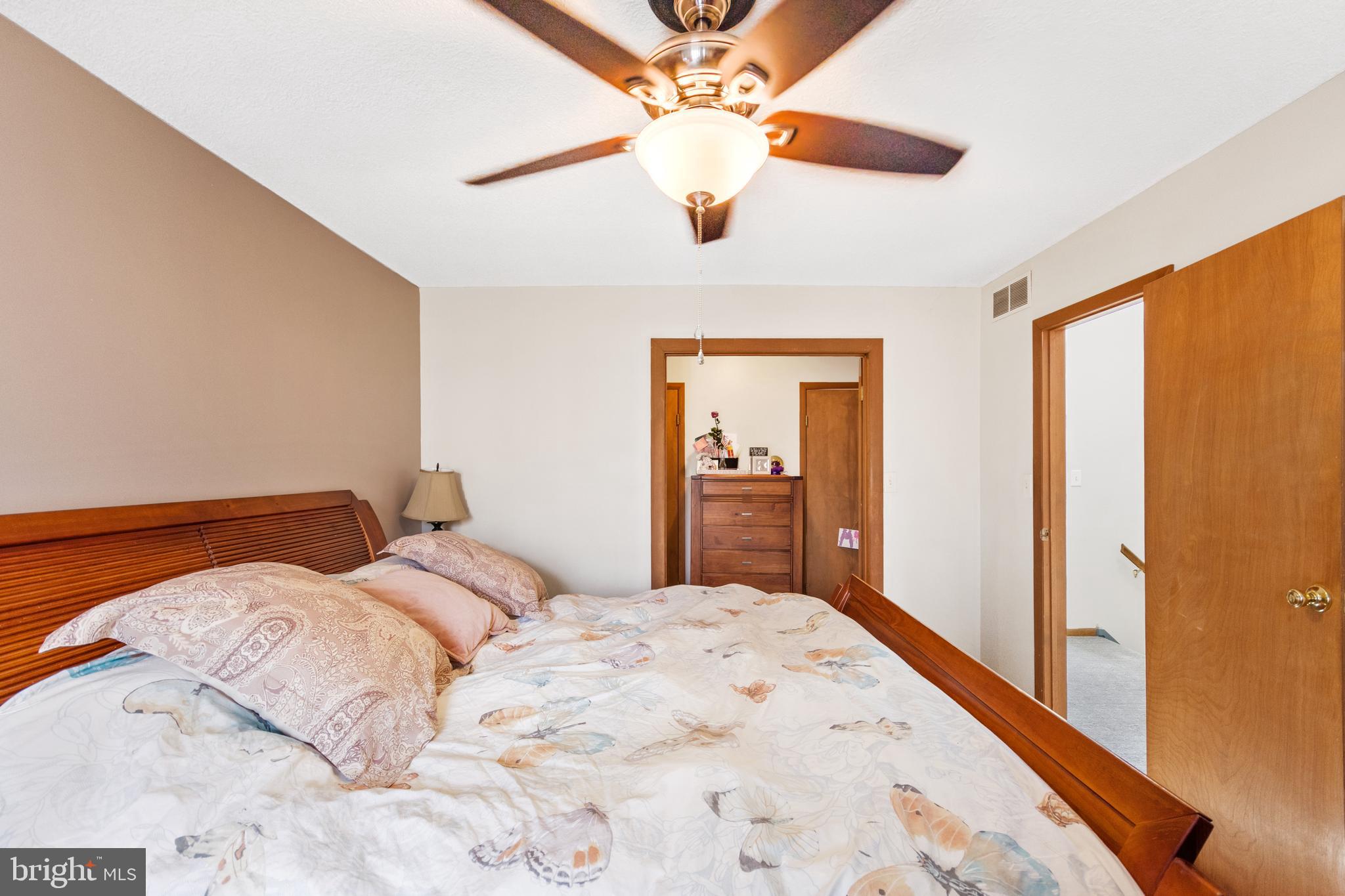 166 Stagecoach Road Turnersville, NJ 08012 - Photo 11 of 23 Gallery Image 11