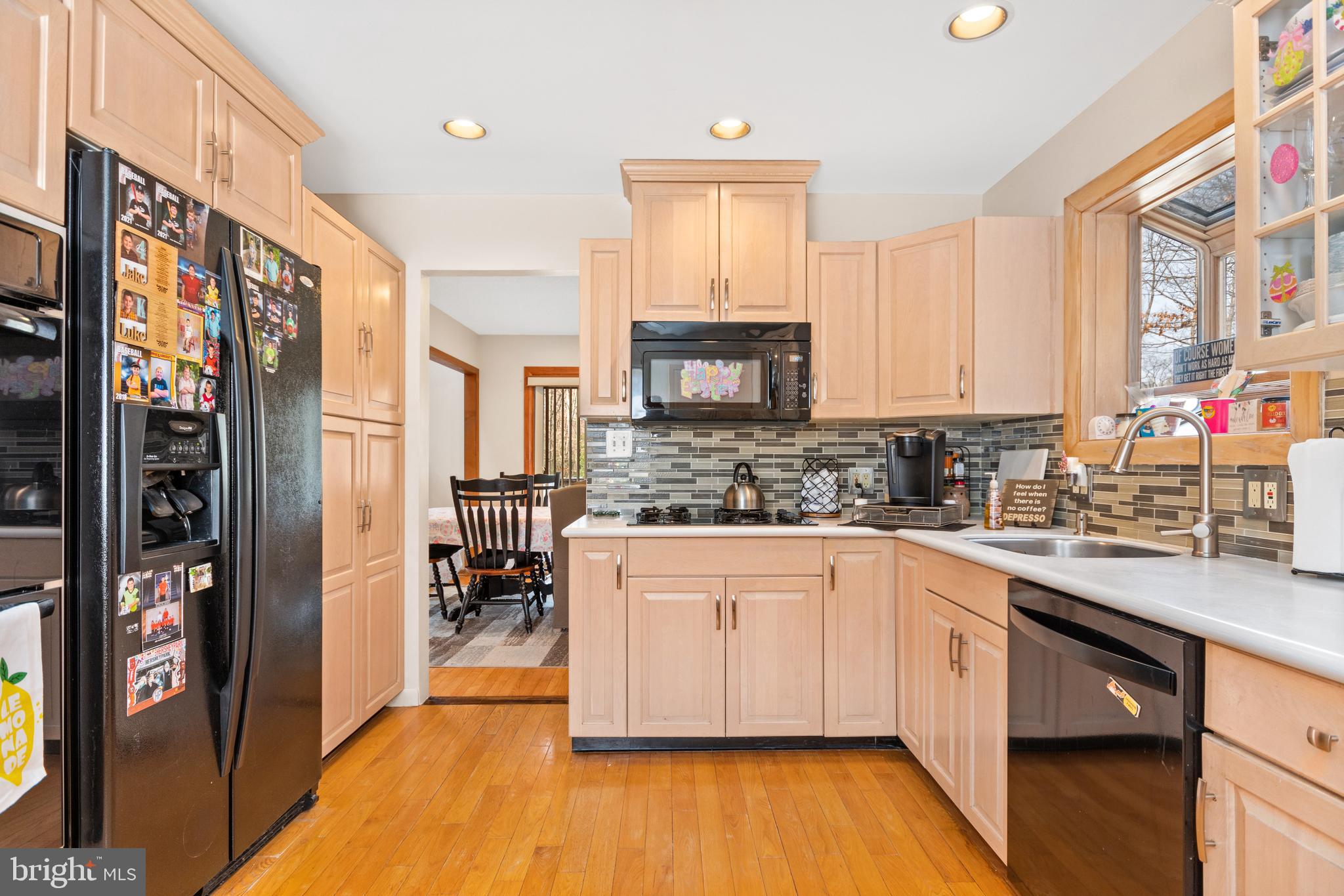 166 Stagecoach Road Turnersville, NJ 08012 - Photo 8 of 23 Gallery Image 8