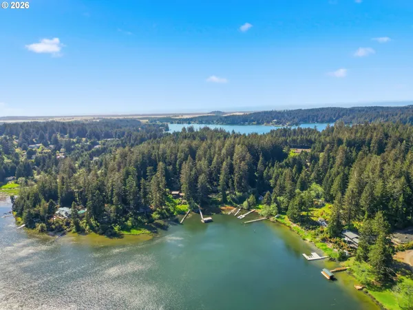 $848,888 | 83553 Jensen Lane, Florence, OR 97439