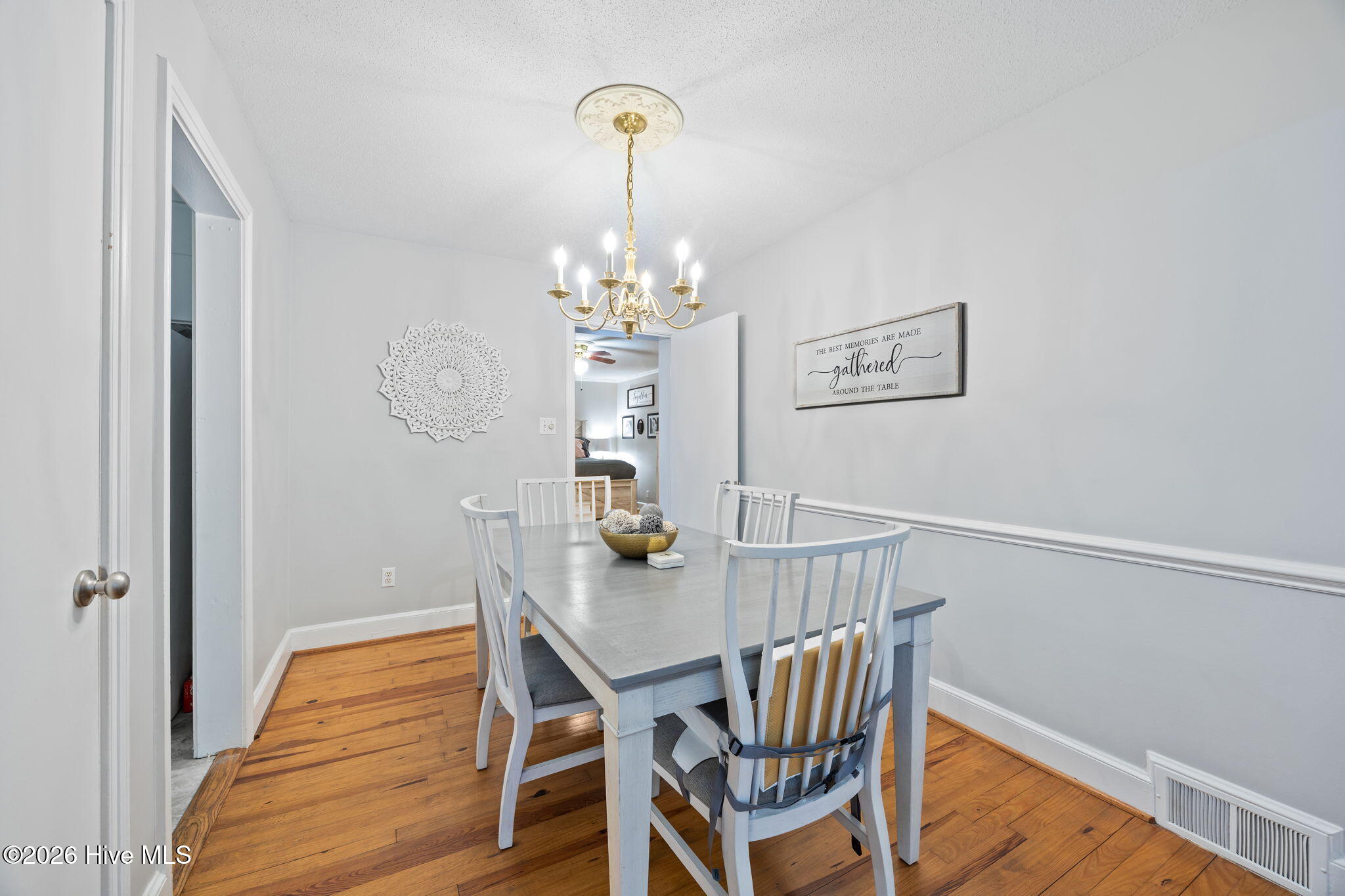 1303 W Road Kinston, NC 28501 - Photo 15 of 50 Formal Dining Room