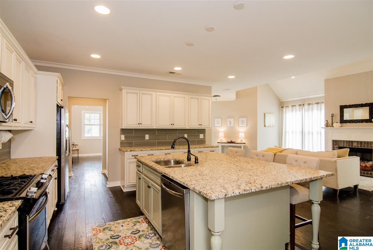 448 Lake Chelsea Way Chelsea, AL 35043 - Photo 13 of 38