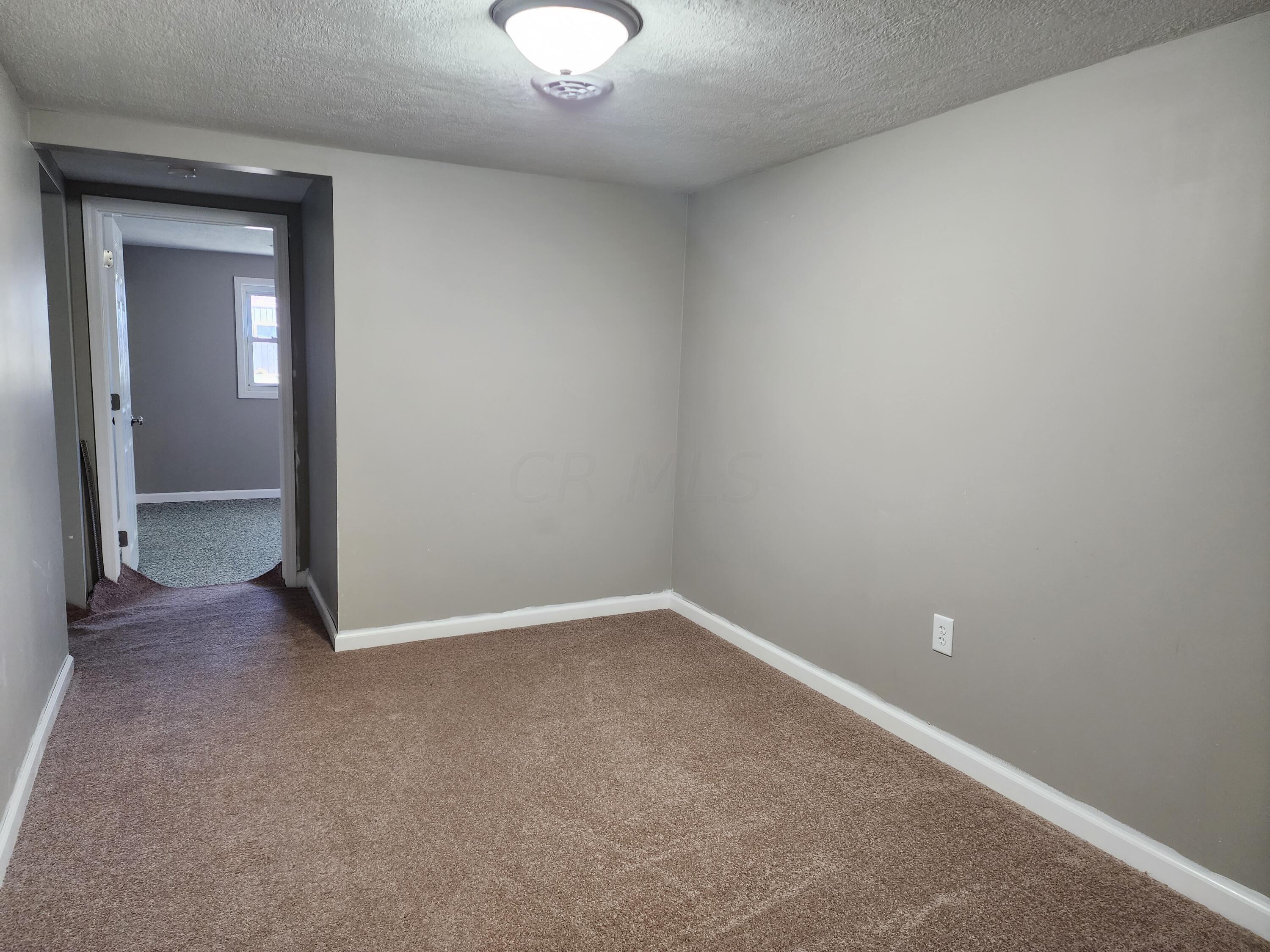 257 London Road Delaware, OH 43015 - Photo 17 of 26 Den/Bonus Room