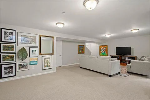 $440,000 | 98 Kensington Drive, Pittsburgh, PA 15237