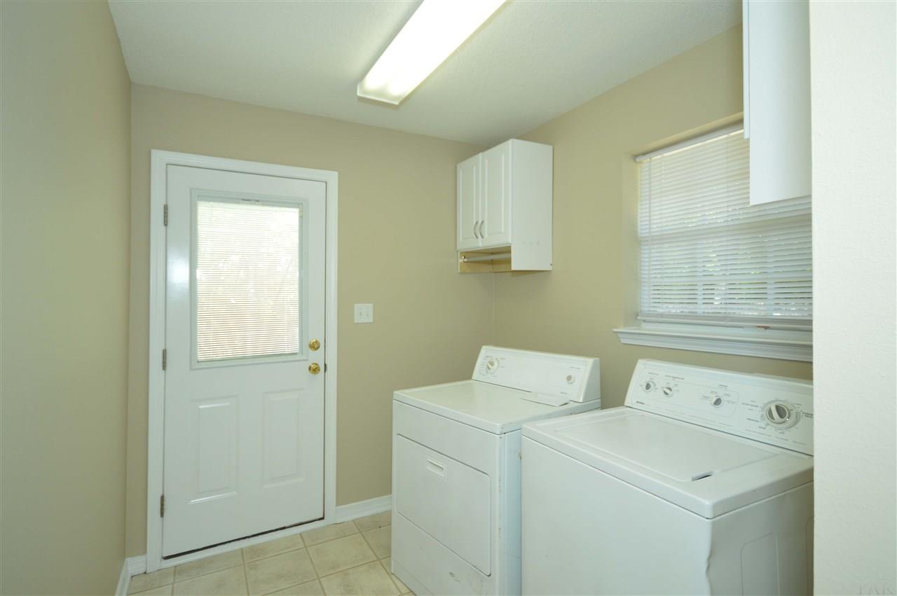 5982 Ridgeview Drive Milton, FL 32570 - Photo 30 of 38 Gallery Image 30