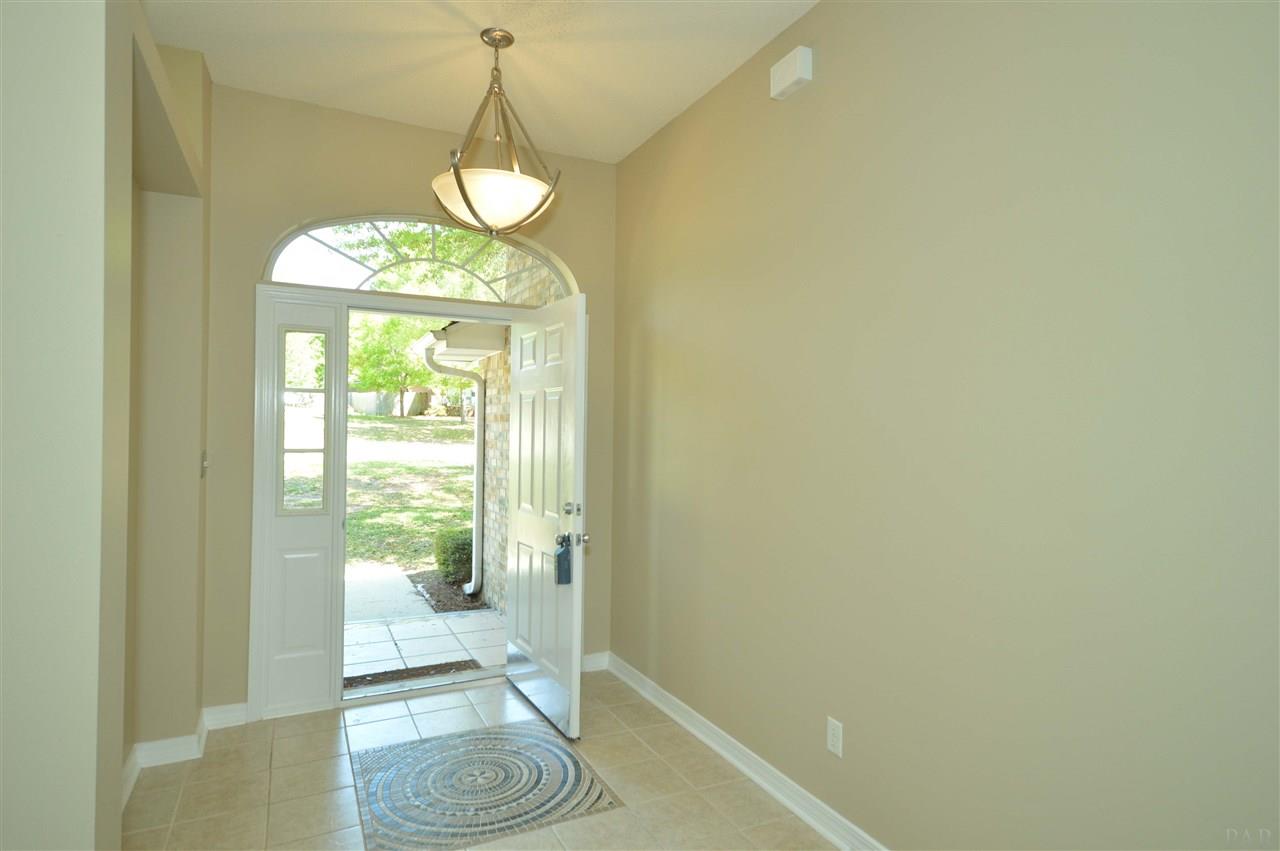 5982 Ridgeview Drive Milton, FL 32570 - Photo 3 of 38 Gallery Image 3
