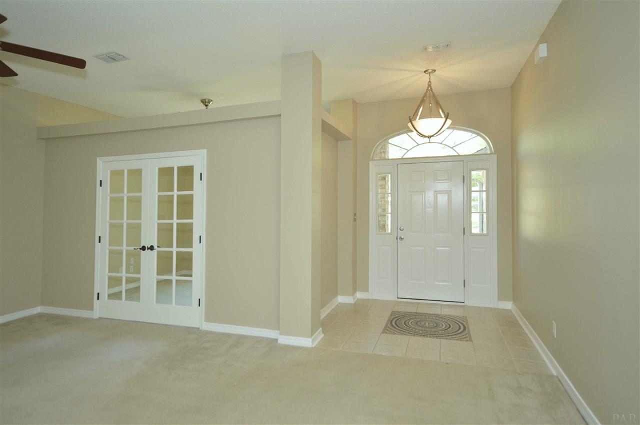 5982 Ridgeview Drive Milton, FL 32570 - Photo 4 of 38 Gallery Image 4