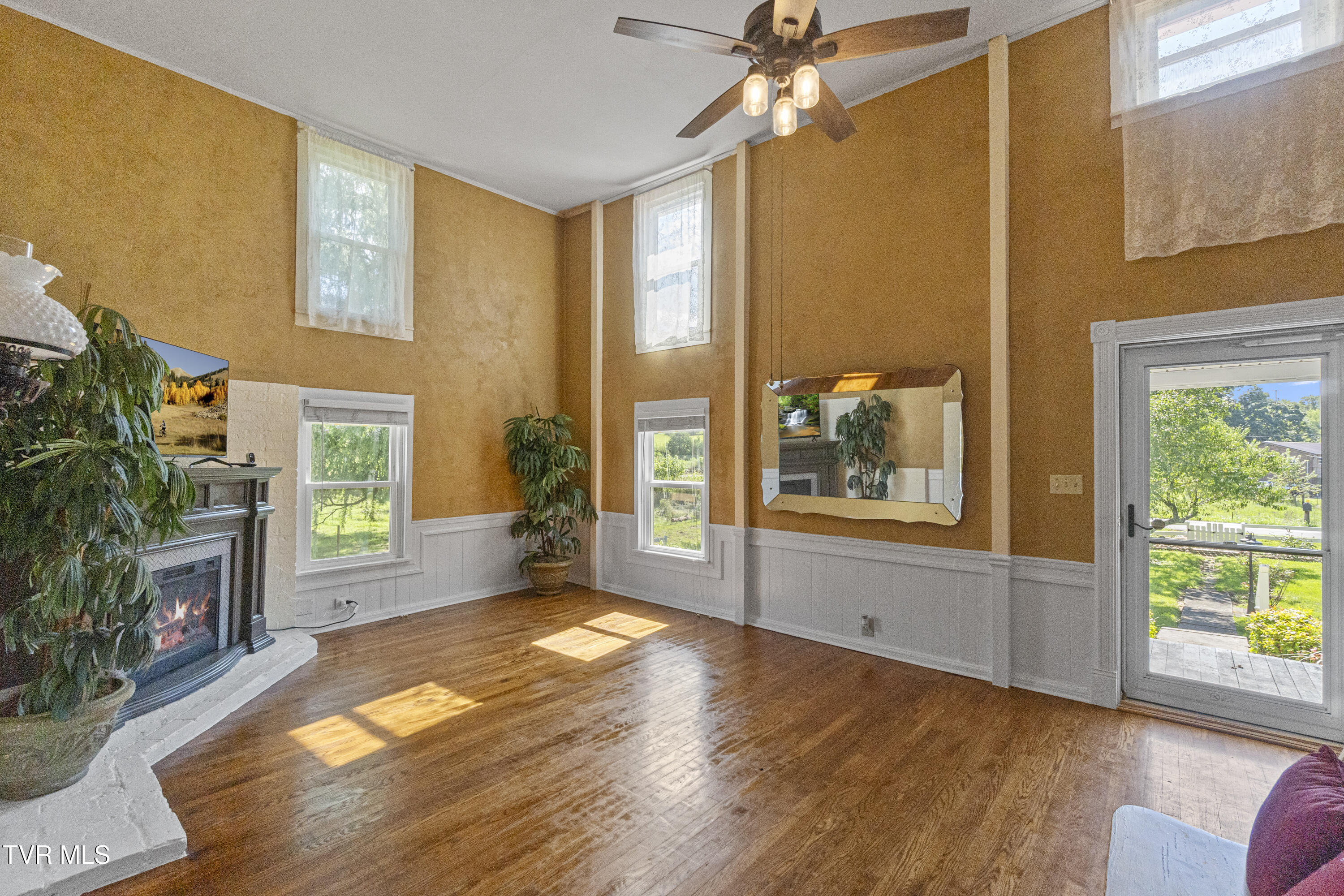 1005 Old Snapps Ferry Road Chuckey, TN 37641 - Photo 2 of 50 DSC02306