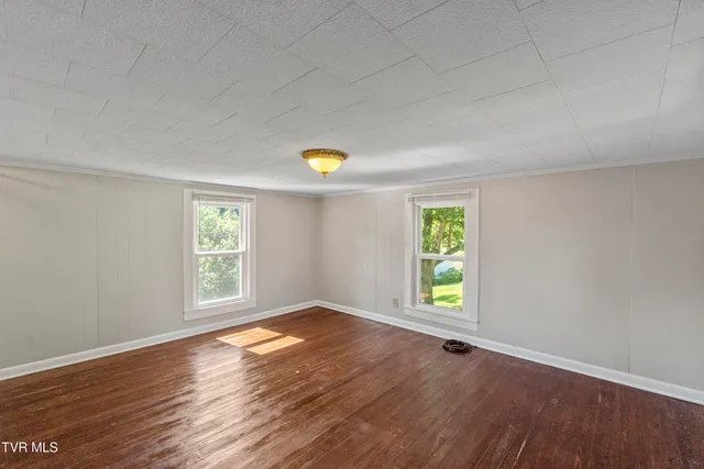 $494,900 | 1005 Old Snapps Ferry Road, Chuckey, TN 37641