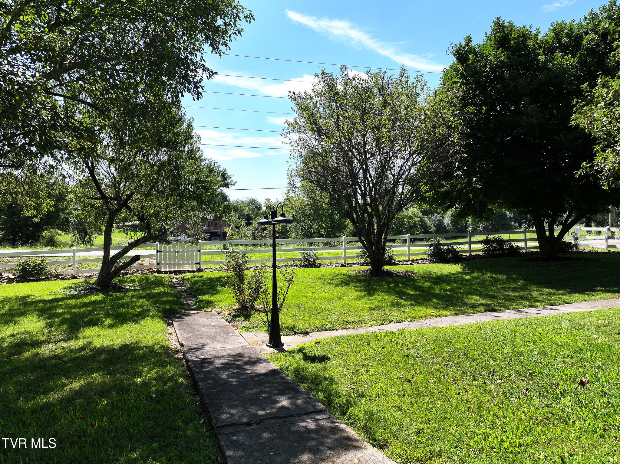 1005 Old Snapps Ferry Road Chuckey, TN 37641 - Photo 25 of 50 DJI_20250804103230_0283_D