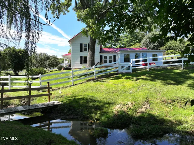 $494,900 | 1005 Old Snapps Ferry Road, Chuckey, TN 37641