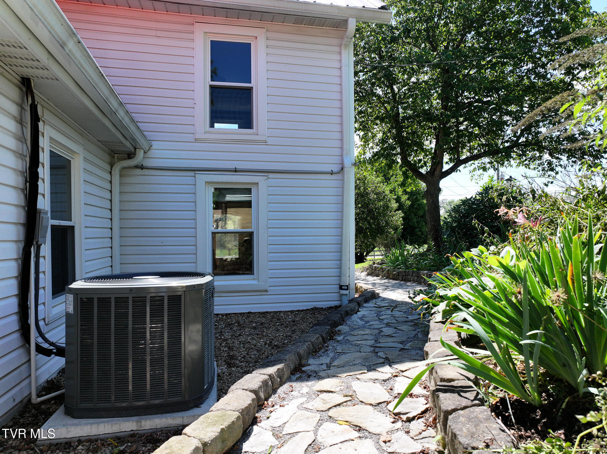 1005 Old Snapps Ferry Road Chuckey, TN 37641 - Photo 45 of 50 DJI_20250804103330_0288_D