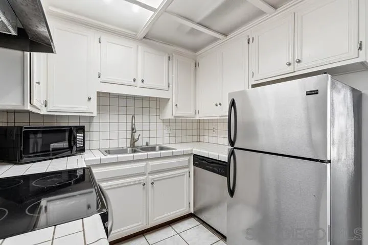 2510 Torrey Pines Road La Jolla, CA 92037 - Photo 8 of 19