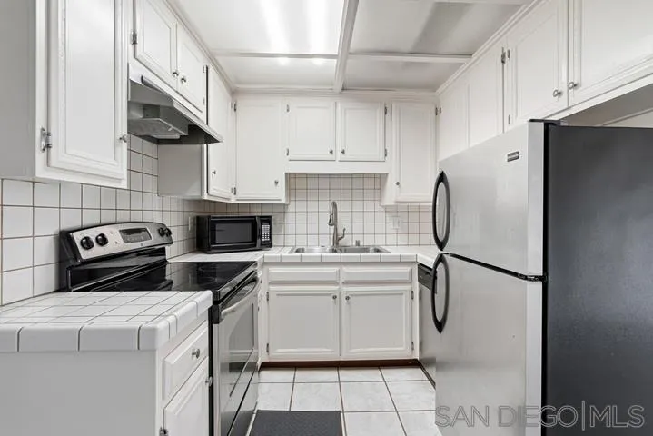 2510 Torrey Pines Road La Jolla, CA 92037 - Photo 9 of 19