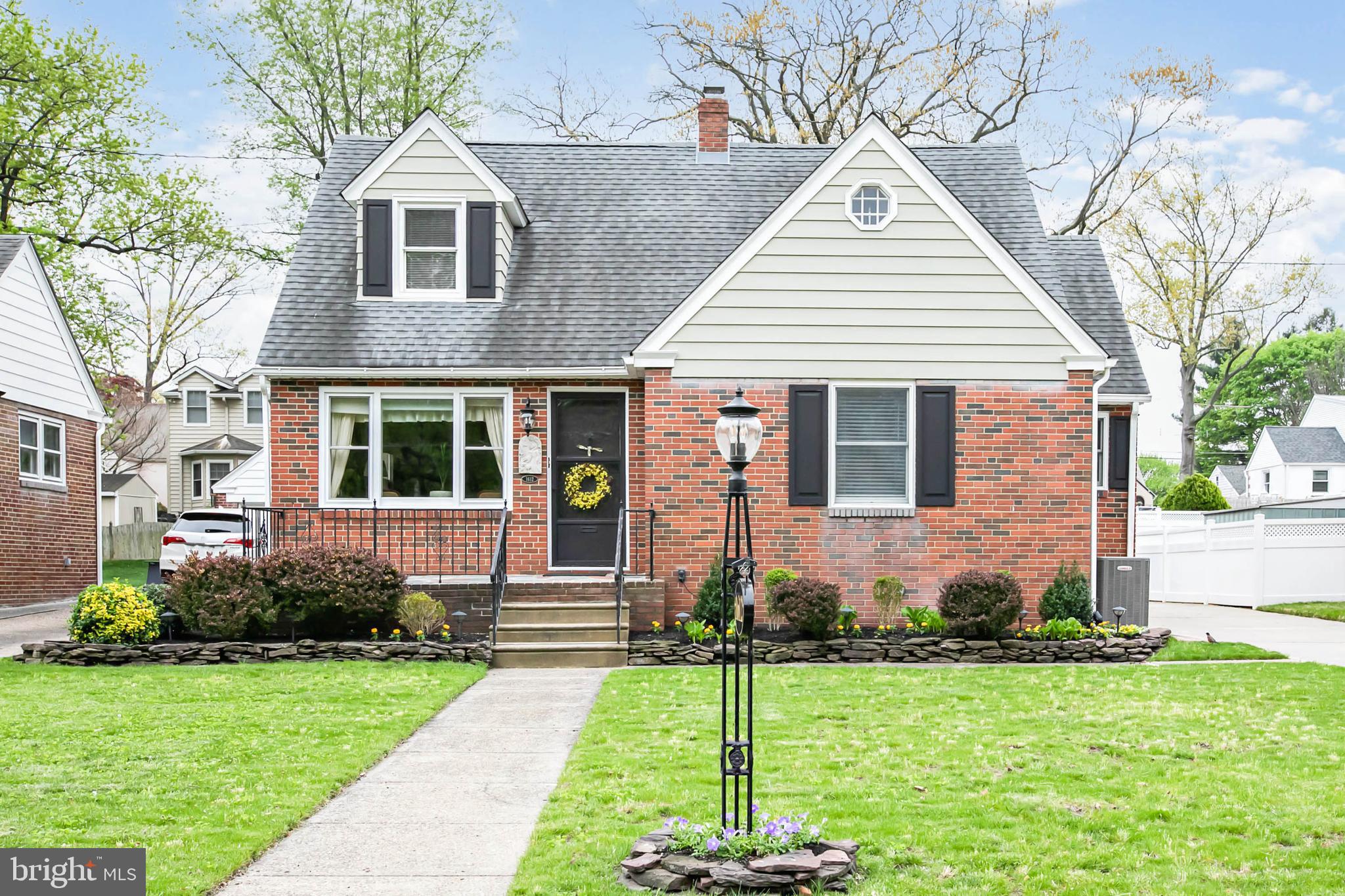 1612 Prospect Ridge Boulevard Haddon Heights, NJ 08035 - Photo 1 of 56