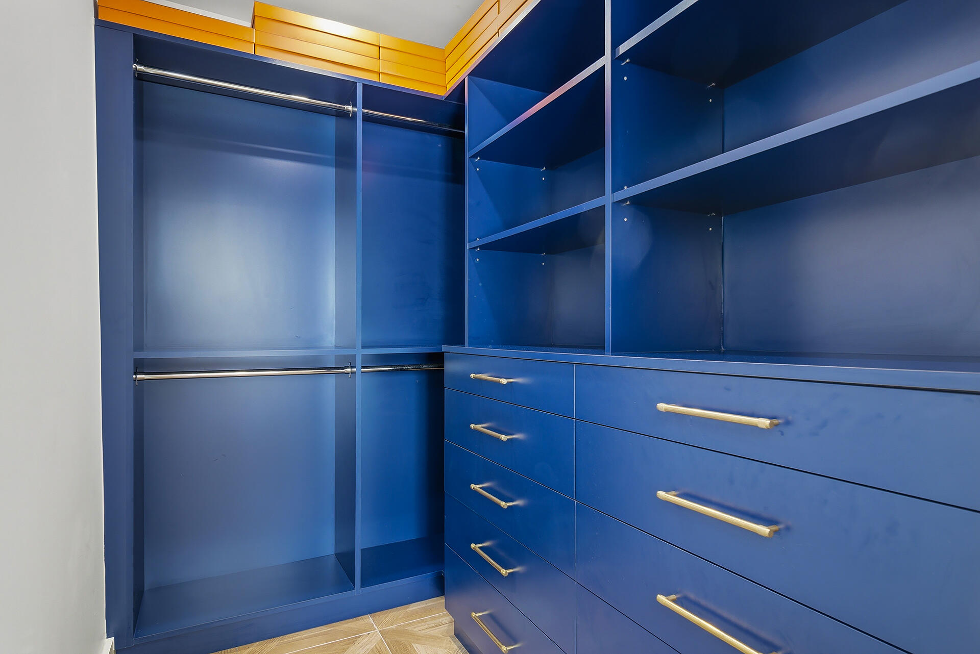 810 Avon Road West Palm Beach, FL 33401 - Photo 47 of 50 Cabana Closet