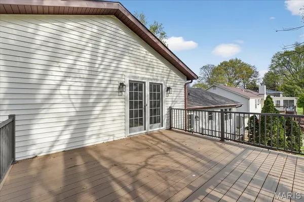 $344,900 | 943 Meadowview Lane, Columbia, IL 62236