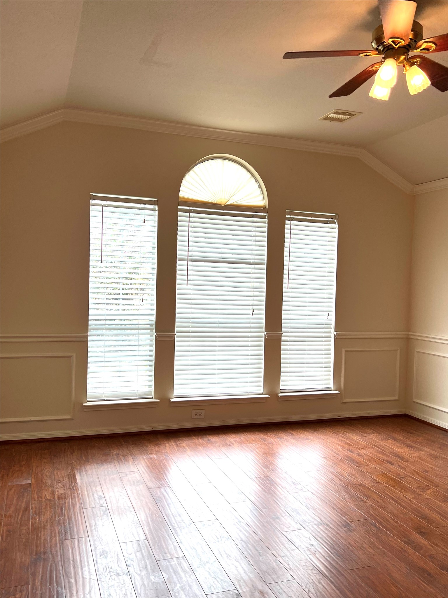 442 Pinewood Ridge Drive Spring, TX 77386 - Photo 12 of 20 Master room 1