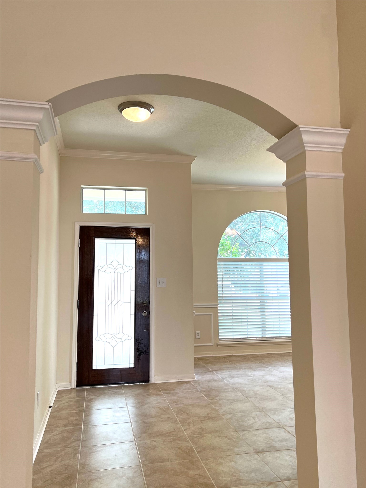 442 Pinewood Ridge Drive Spring, TX 77386 - Photo 2 of 20 Entrance