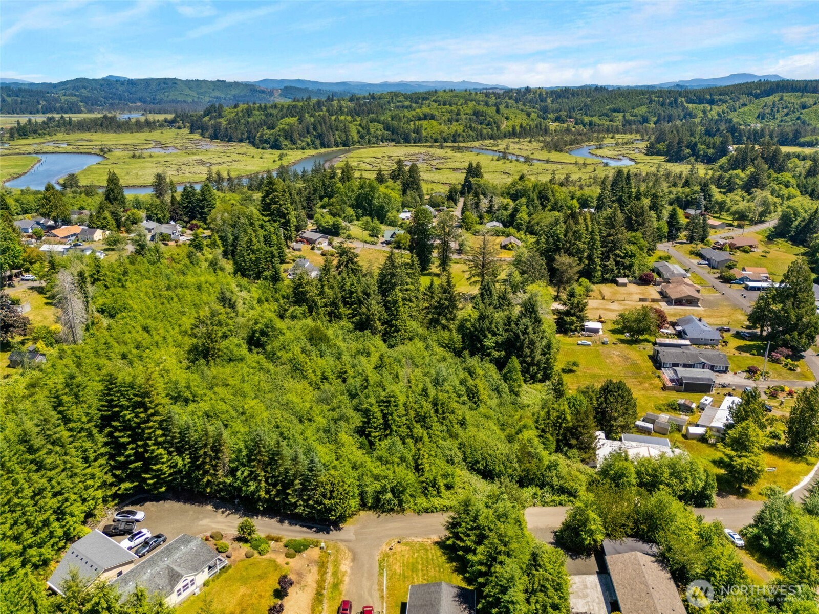 621 Ostman Road Raymond, WA 98577 - Photo 11 of 12