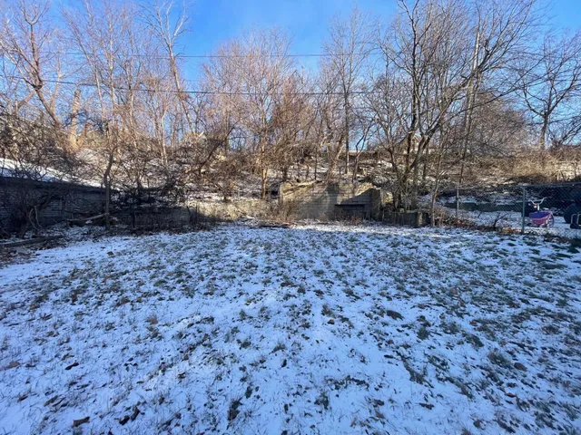 $44,900 | 858 Burr Street North, St. Paul, MN 55130