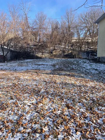 $44,900 | 858 Burr Street North, St. Paul, MN 55130