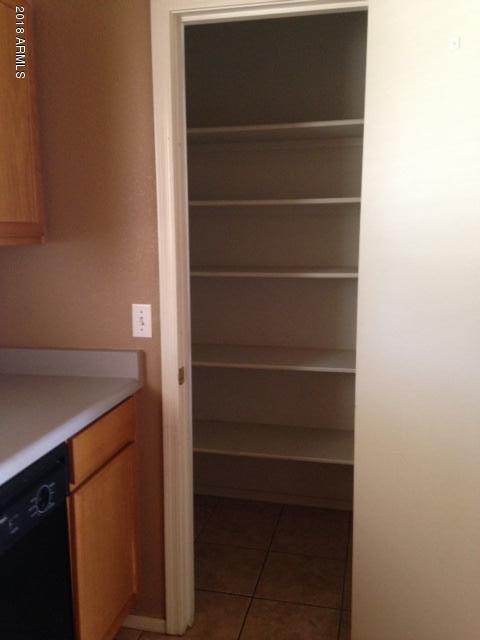 8127 West Hatcher Road Peoria, AZ 85345 - Photo 7 of 20 k_paintry