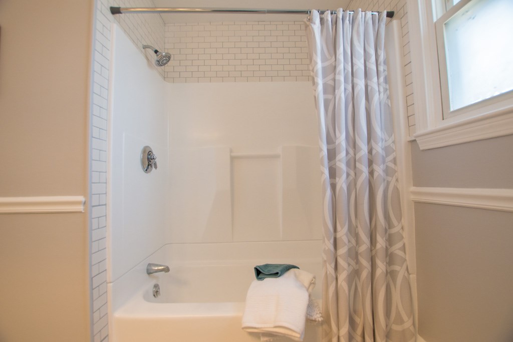 14 Sky View Road North Smithfield, RI 02896 - Photo 9 of 29 Gallery Image 9