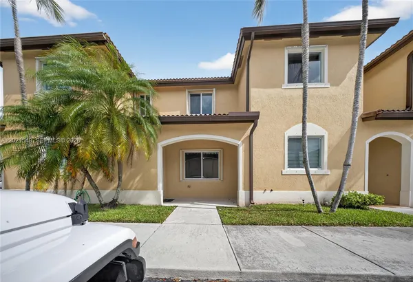$2,175 | 12010 Southwest 268th Street, Unit 37, Homestead, FL 33032