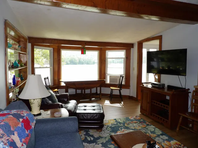 $695,000 | 49 Rockview Road, Castleton, VT 05735