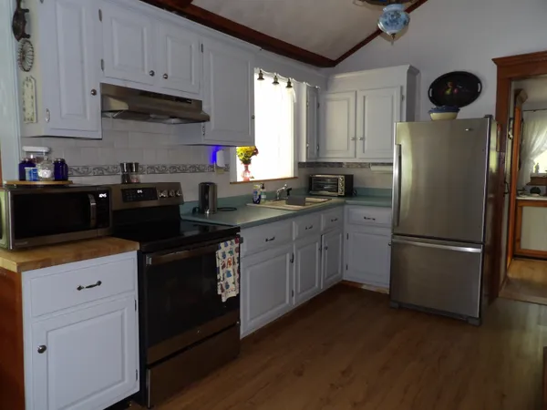 $695,000 | 49 Rockview Road, Castleton, VT 05735